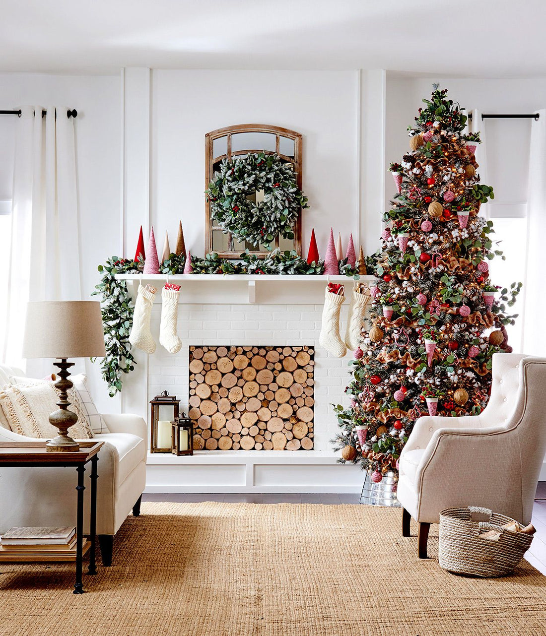 How to Choose the Right Christmas Tree for Your Home