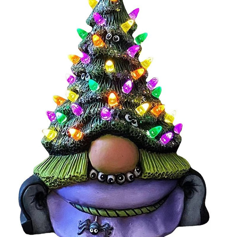 Light-Up Resin Christmas Tree, 19 cm – image 5