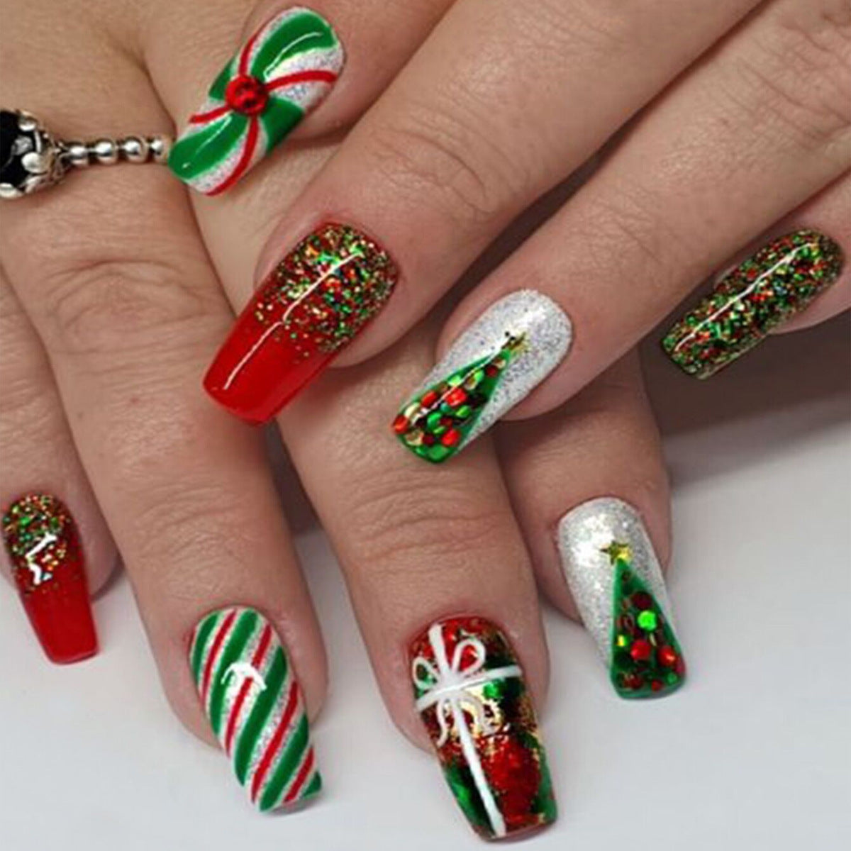 Red & Green Candy Stripe Christmas Press-On Nails