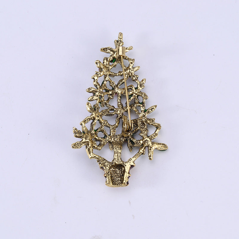 Vintage Rhinestone Christmas Tree Brooch – image 4