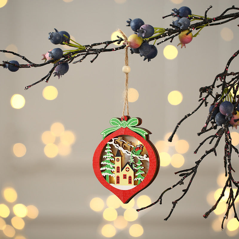 Light-Up Wooden Christmas Pendant, 11 cm – image 3